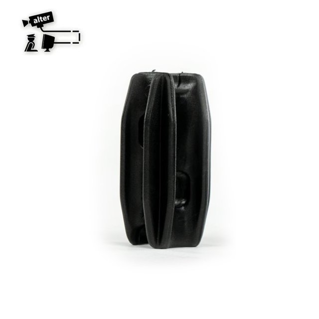 AISLADOR DE ESQUINA PARA POSTE DE 1/2 O 3/4PULGADA COLOR NEGRO PARA CERCAS ELECTRIFICADAS. ALTER ALT-AIS3 VENTA POR PIEZA