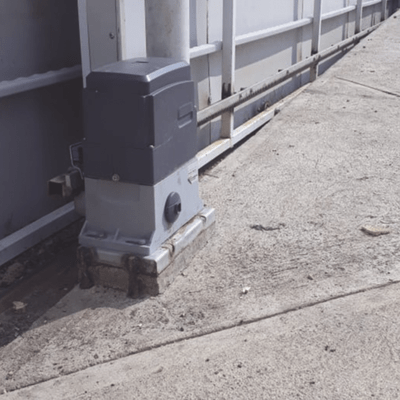 MOTOR PARA PUERTA CORREDIZA 1200KG XBS-IZ-1200 ACCESSPRO - Image 2