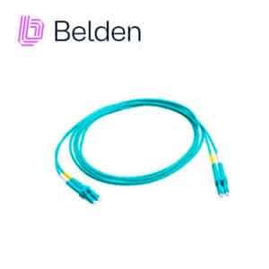 JUMPER DE FIBRA OPTICA BELDEN FP3SDSD003M FORRO PVC COLOR AQUA FLAMABILIDAD OFNR RISER TIPO DE FIBRA MULTIMODO OM3 50/125 MICRAS CONECTORES SC DUPLEX - SC DUPLEX LONGITUD 3 METROS APLICACIONES ADECUADAS ADECUADAS CENTROS DE DATOS SALAS DE EQUIPOS PRINCIPALES SALAS DE TELECOMUNICACIONES Y ÁREAS DE TRABAJO USO INTERIOR
