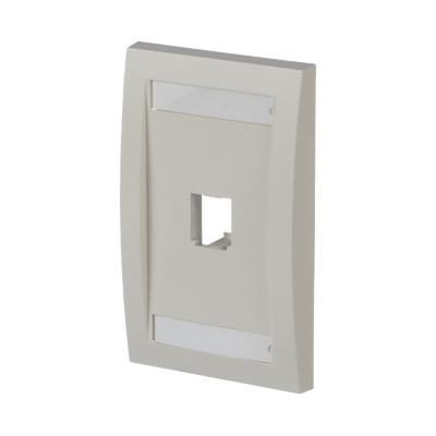 Placa de Pared Vertical Ejecutiva, Salida Para 1 Puerto Mini-Com, Con Espacios Para Etiquetas, Color Blanco Mate - Image 3