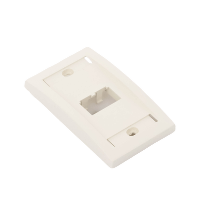 Placa de Pared Vertical Ejecutiva, Salida Para 2 Puertos Mini-Com, Con Espacios Para Etiquetas, Color Blanco Mate - Image 7