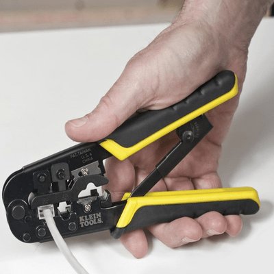 Kit de Instalación de cable UTP con Estuche (Desforrador + Ponchadora + Ponchadora 110). - Image 5