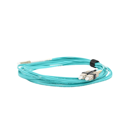 Jumper de Fibra Óptica Multimodo 50/125 XGLO OM3, LC-SC Duplex, OFNR, Color Aqua, 5 Metros - Image 4