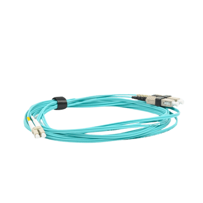 Jumper de Fibra Óptica Multimodo 50/125 XGLO OM3, LC-SC Duplex, OFNR, Color Aqua, 5 Metros - Image 2