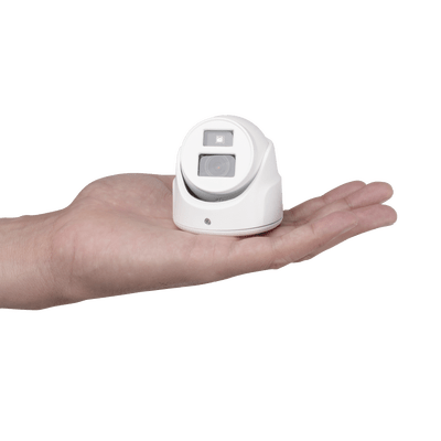 Ultra Mini Turret TURBO 2 Megapixel (1080p) / Gran Angular / Lente 2.8 mm / 20 mts IR EXIR / Exterior IP67 / 4 Tecnologías (TVI / AHD / CVBS) / dWDR / Color Blanco