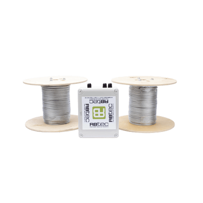 Kit de Cable Sensor Perimetral Para Cercas Ciclonicas IRONCLAD/ 305 METROS / 2 ZONAS; 152 METROS POR ZONA / Sin Falsas Alarmas por Viento / TODO Incluido TARJETA LPU400/ Calibración por Software