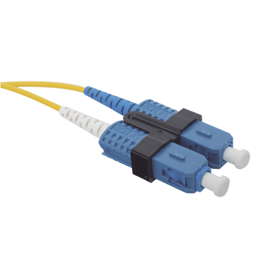 Jumper de Fibra Óptica Monomodo (OS2), XGLO, LC/UPC-SC/UPC Duplex, OFNR, Color Amarillo, 5 Metros - Image 3