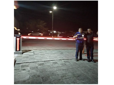 WEJOIN WJLBM4R - Brazo recto derecho LED  tipo rectangular de 4 metros / Compatible con barrera  LED derecha - Image 6