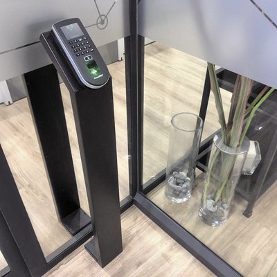 Base para instalación de sus lectoras para uso interior - Image 6