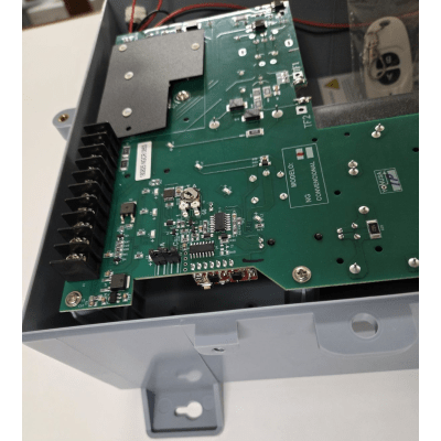 Energizador 12,000Volts-1.2JOULES/ 3500Mts Lineales de Protección / Control Remoto Incluido / Cercas Electrificadas - Image 3